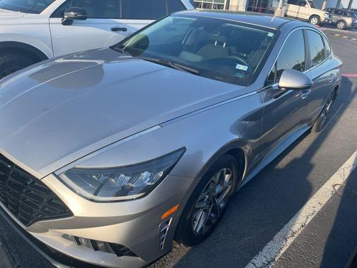 2021 Hyundai SONATA SEL