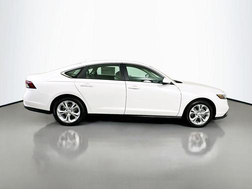 2025 Honda Accord LX 1.5T