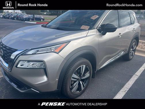 Champagne Silver Metallic 2022 Nissan Rogue SL