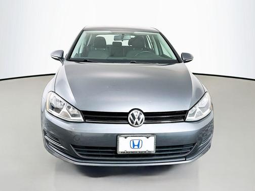 2017 Volkswagen Golf TSI S 4-Door