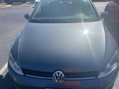 2017 Volkswagen Golf TSI S 4-Door