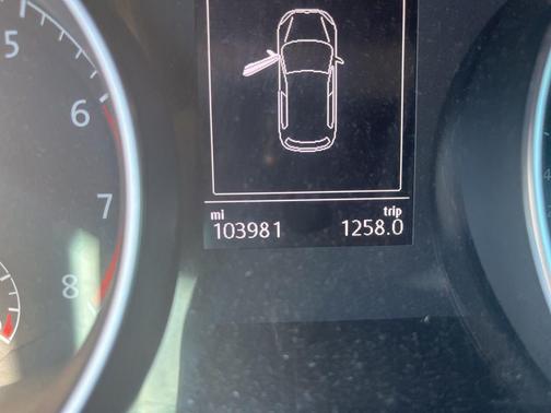 2017 Volkswagen Golf TSI S 4-Door