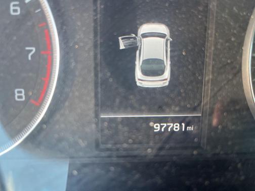 2022 Kia K5 EX