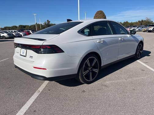 2025 Honda Accord Hybrid Sport