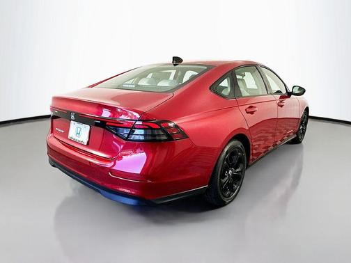 2025 Honda Accord Sport SE 1.5T