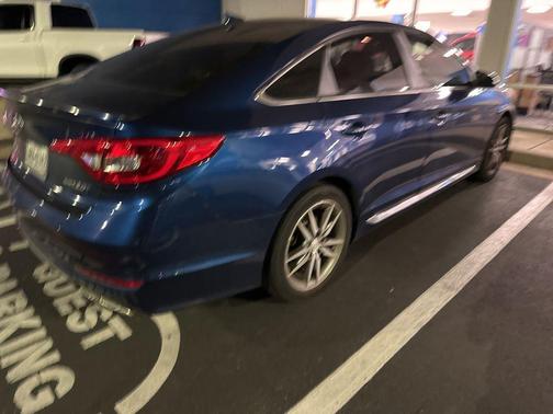 2017 Hyundai SONATA Sport 2.0T