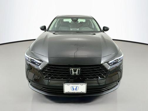 Crystal Black Pearl 2026 Honda Accord SE