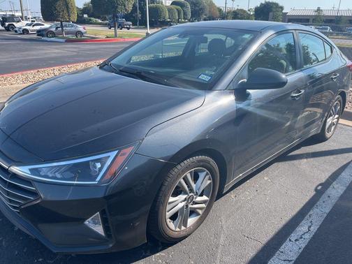 2020 Hyundai ELANTRA SEL