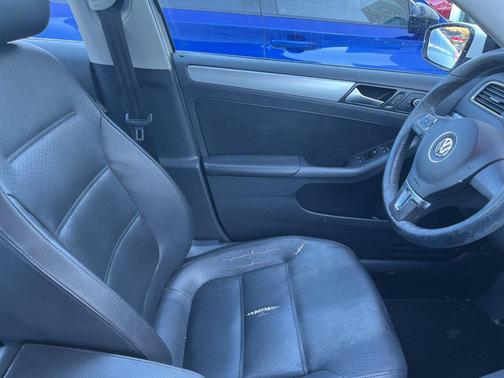 2014 Volkswagen Jetta Auto SE w/Connectivity