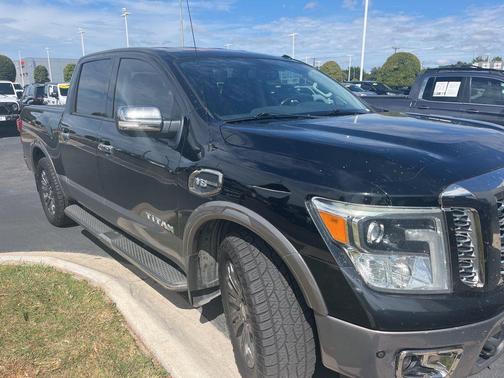 2017 Nissan Titan Platinum Reserve