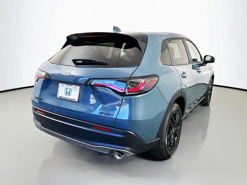 2026 Honda HR-V 2WD Sport