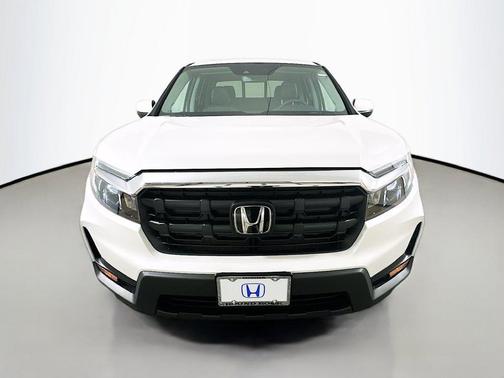 Platinum White Pearl 2026 Honda Ridgeline RTL
