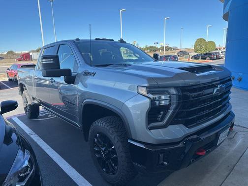 2025 Chevrolet Silverado 2500 LT