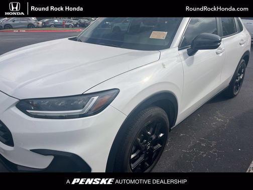 Platinum White Pearl 2025 Honda HR-V 2WD Sport
