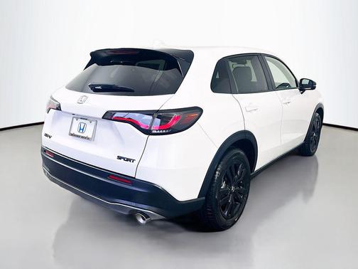 2026 Honda HR-V 2WD Sport