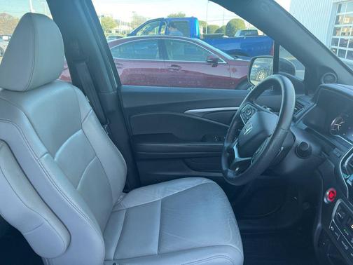 2023 Honda Passport AWD EX-L