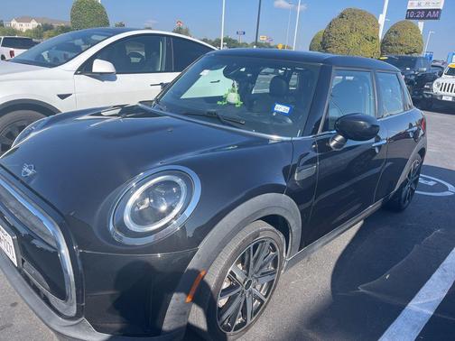 2022 MINI Hardtop Cooper