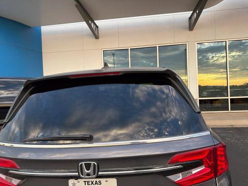 Modern Steel Metallic 2024 Honda Odyssey EX-L