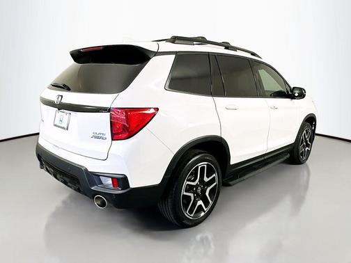 2023 Honda Passport AWD Elite