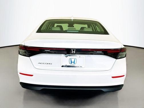 2025 Honda Accord LX 1.5T