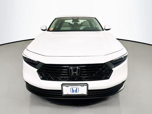 2025 Honda Accord LX 1.5T