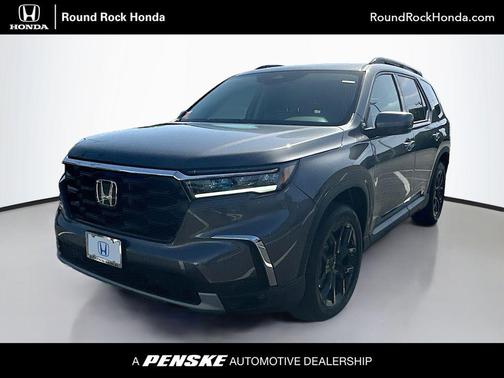 2025 Honda Pilot Touring 8-Passenger