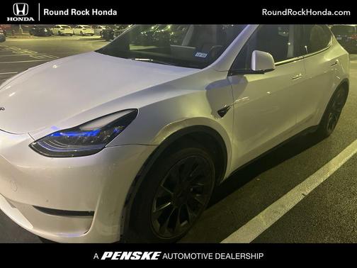 2023 Tesla Model Y Long Range Dual Motor All-Wheel Drive