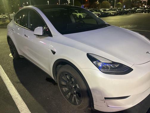 2023 Tesla Model Y Long Range Dual Motor All-Wheel Drive