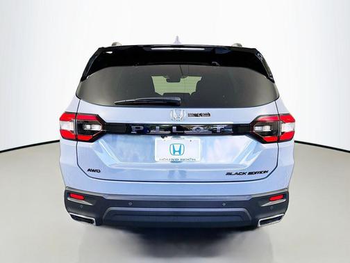 2025 Honda Pilot Black Edition