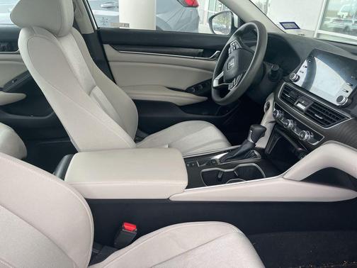 2019 Honda Accord EX