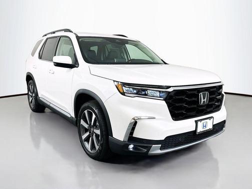 2025 Honda Pilot Touring 8-Passenger