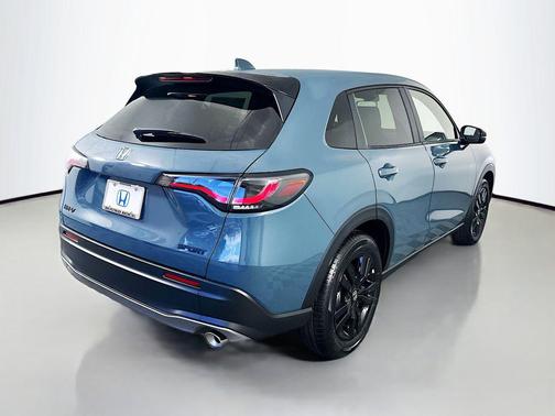 2026 Honda HR-V 2WD Sport