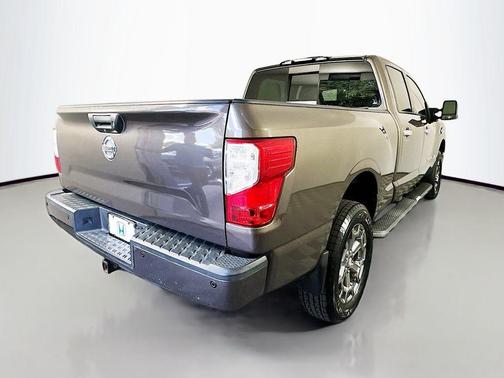 2018 Nissan Titan XD SL