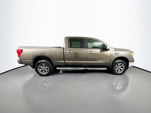 2018 Nissan Titan XD SL