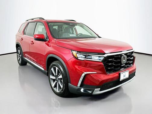 2025 Honda Pilot Touring 8-Passenger
