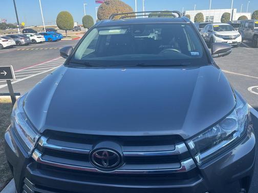 2019 Toyota Highlander Limited Platinum