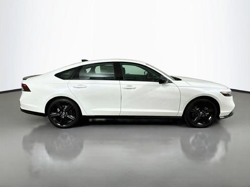 Platinum White Pearl 2026 Honda Accord Hybrid Sport-L