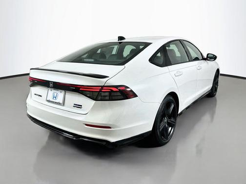 Platinum White Pearl 2026 Honda Accord Hybrid Sport-L