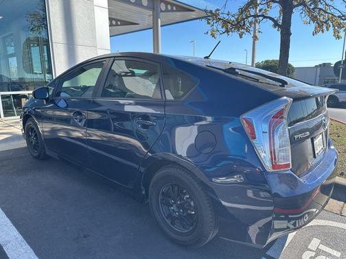 2014 Toyota Prius Two