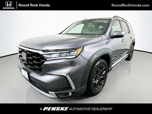 2025 Honda Pilot Touring 8-Passenger