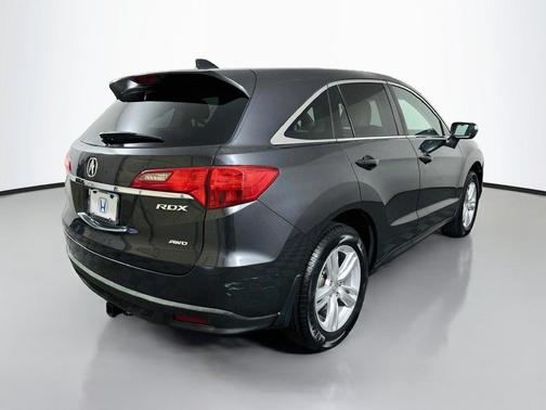 Graphite Luster Metallic 2015 Acura RDX Technology Package