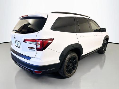 2022 Honda Pilot AWD TrailSport