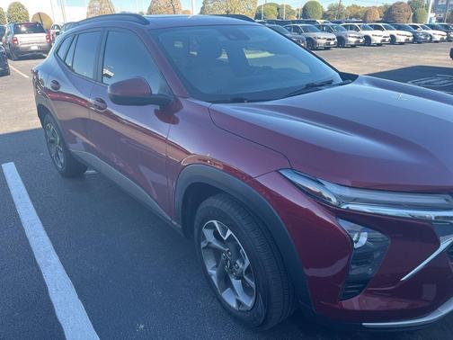2024 Chevrolet Trax LT