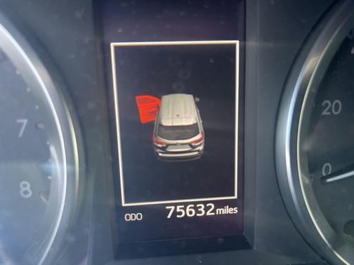 2019 Toyota Highlander LE I4