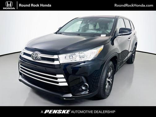 2019 Toyota Highlander LE I4