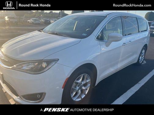 2018 Chrysler Pacifica Touring Plus