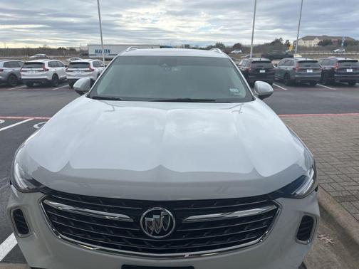 2023 Buick Envision Essence FWD