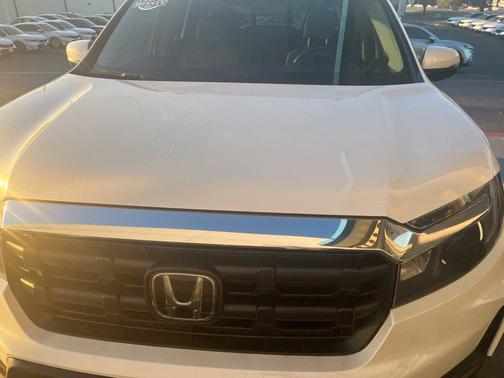 Platinum White Pearl 2025 Honda Ridgeline RTL