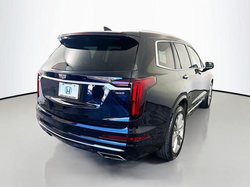 2022 Cadillac XT6 Premium Luxury AWD