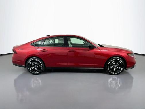 Radiant Red Metallic 2026 Honda Accord SE